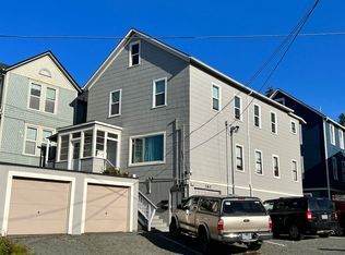 160 Columbia Ave #3, Astoria, OR 97103