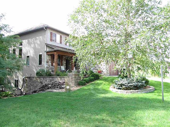 2nd image of 2114 Dempster Dr