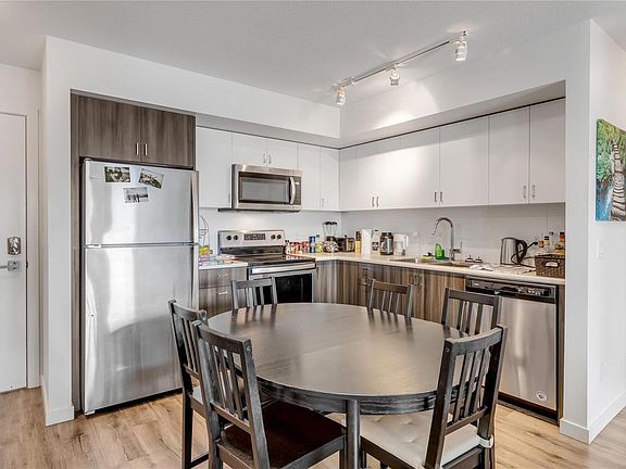 3rd image of 655 Academy Way Penthouse 1