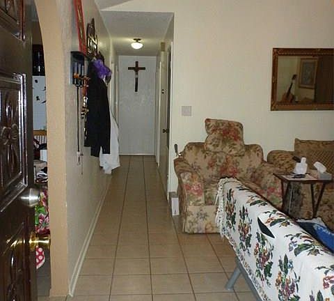 2nd image of 2713 Calle Condesa