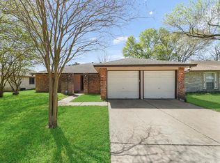 13507 Oak Ledge Dr, Houston, TX 77065