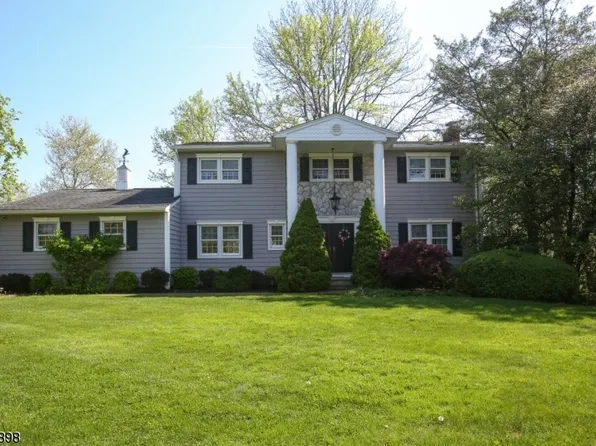 31 Winfield Dr, Parsippany-Troy Hills Twp., NJ 07054