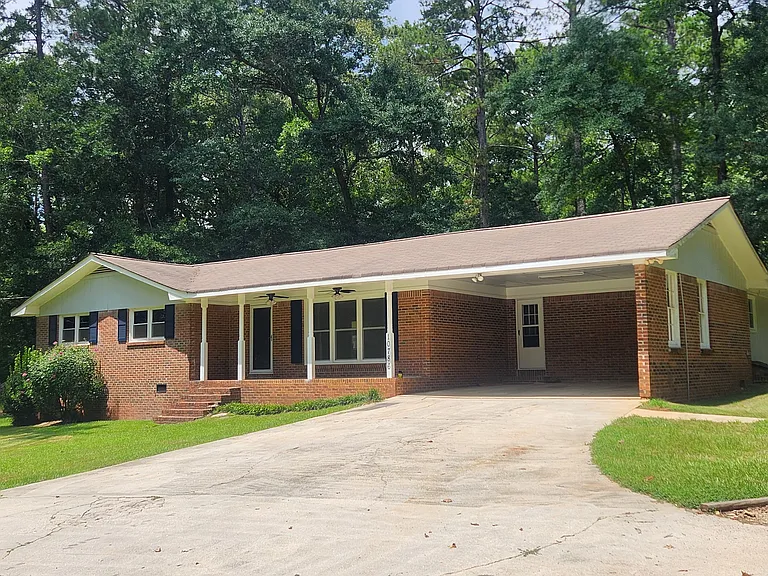 10786 Brown Bridge Rd — Photo 1