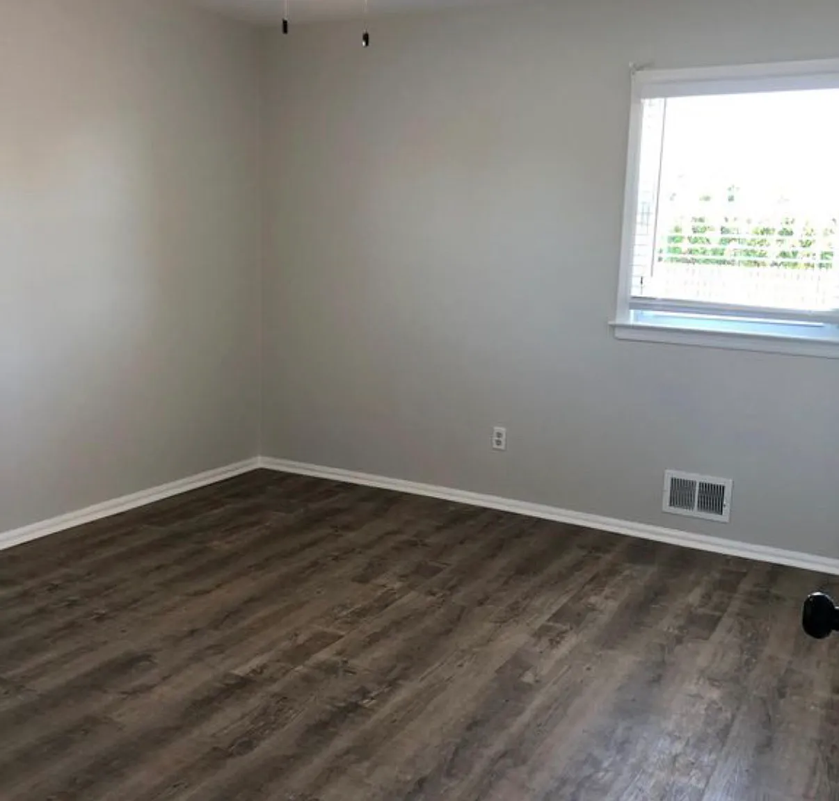 2 bed, 990 sqft, $2,900 — Photo 3