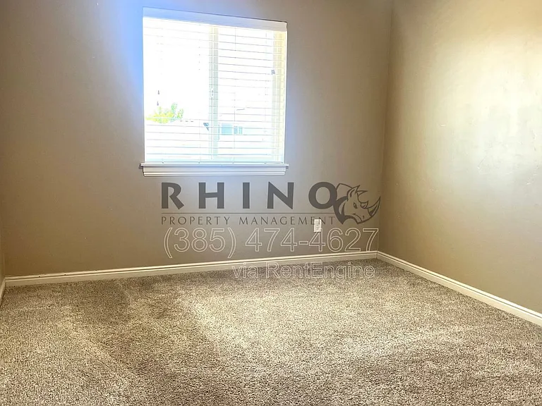 1385 W Bridal Veil Dr — Photo 5