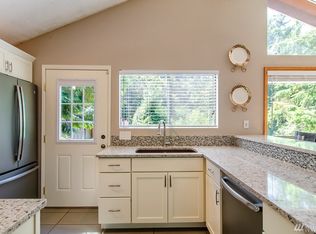 26 Plum Ln, Bellingham, WA 98229