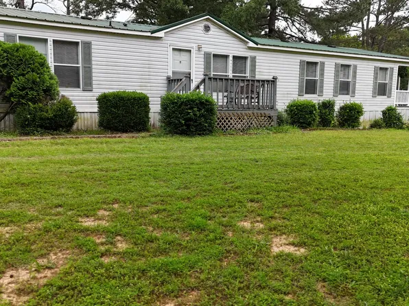 239 Blue Ln, Huntingdon, TN 38344