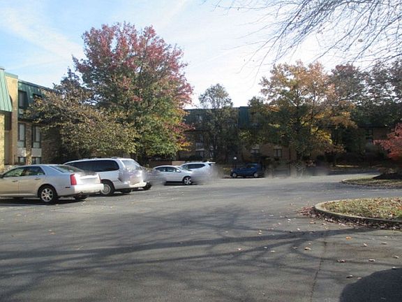 5th image of 1028 Brinker 101 Dr