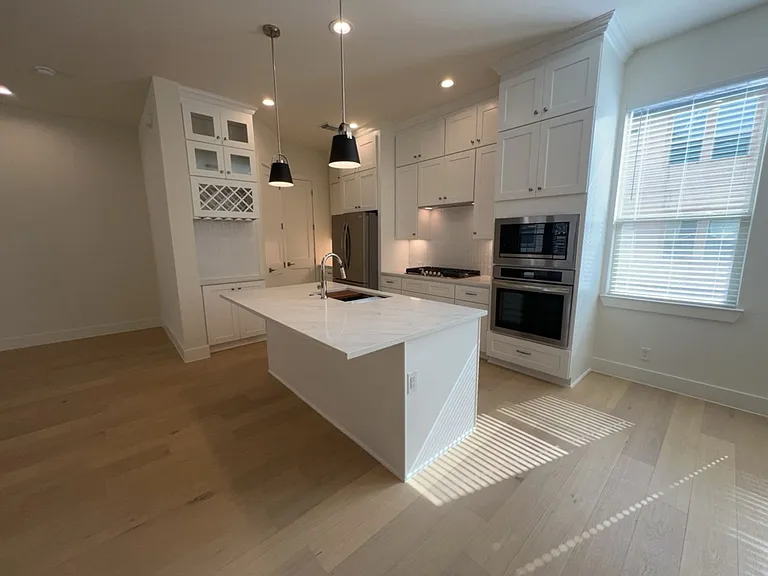 10607 Enclave Shadows Ct — Photo 3