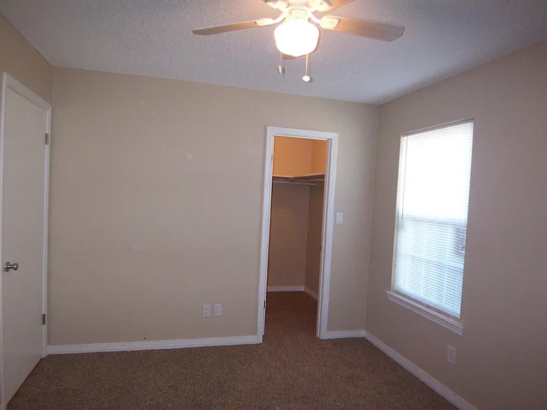 727 Valley Ridge Way — Photo 16