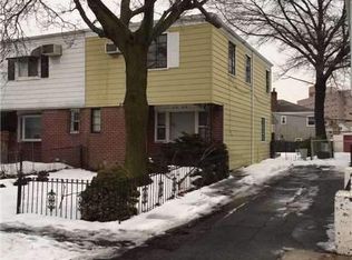 23-35 100 St, Elmhurst, NY 11369