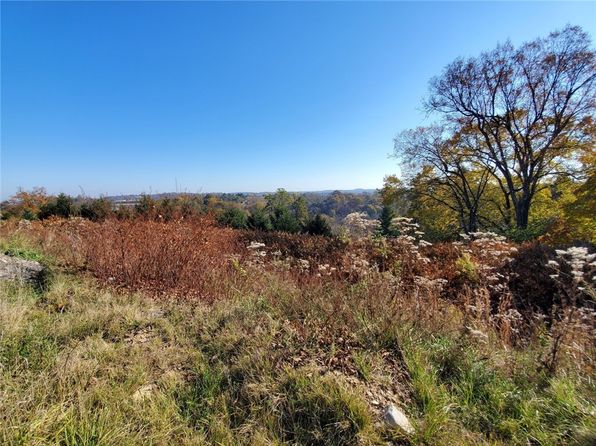 271 Olivia Dr, New Kensington, PA 15068