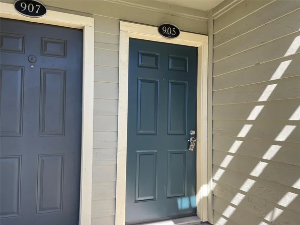 18800 Egret Bay Blvd APT 905, Houston, TX 77058