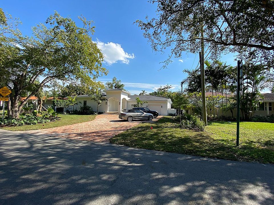 1st image of 1534 Sarria Ave
