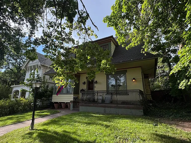 1129 E 600 S — Photo 2