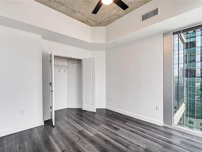 360 Nueces St #1302 — Photo 13