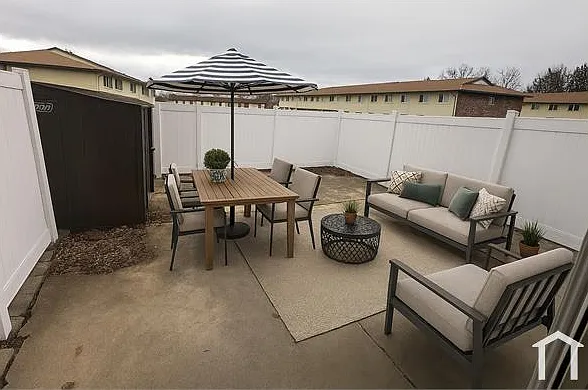 7262 Hazelcrest Dr — Photo 6