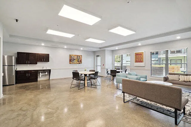 Hammond Station Apartments — Photo 16