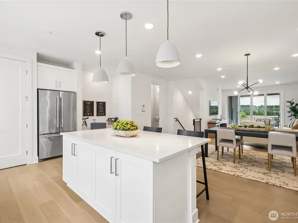 12217 137th Place NE #2703, Redmond, WA 98052