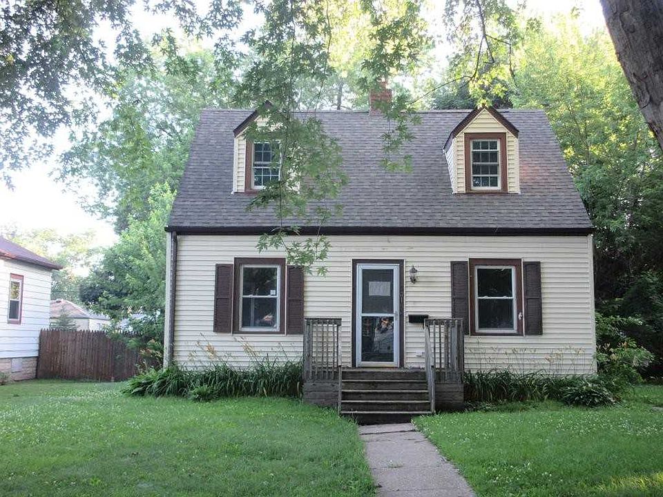 1st image of 3015 Garfield Dr