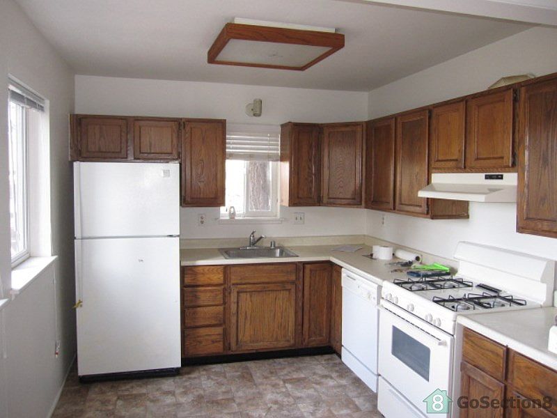 2nd image of 336 Knight Ave