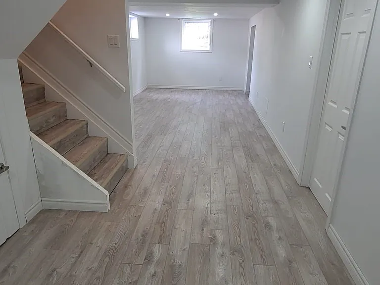 24 Chilton Dr — Photo 2