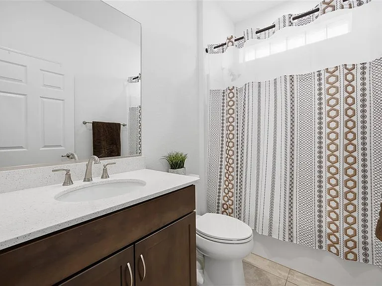 6176 SW 73rd Ter — Photo 32