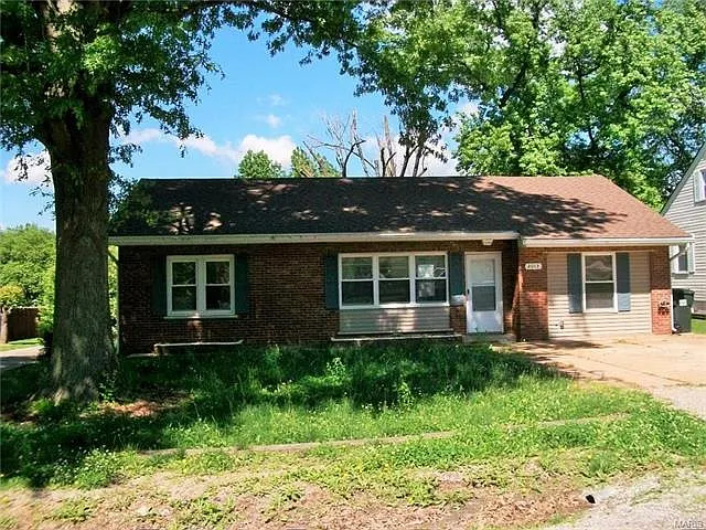 2013 Sugarloaf Dr photo 1