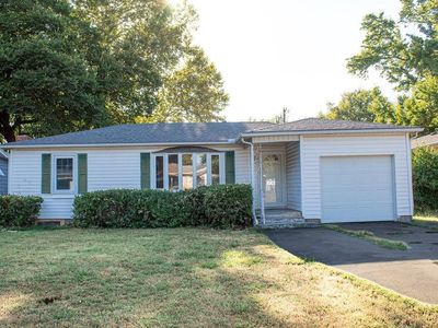 102 Warwick Rd, Coffeyville, KS, 67337