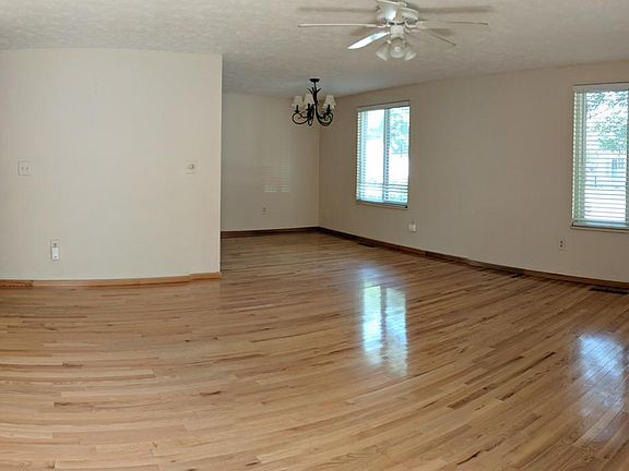 2nd image of 3137 Birmingham Dr