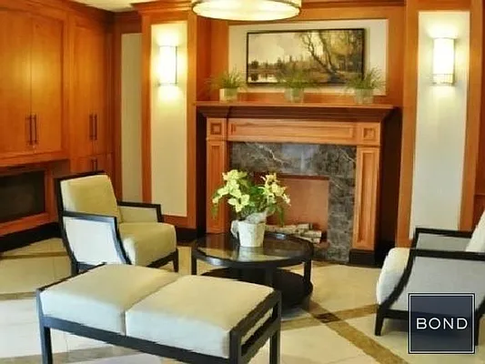 Sold by Bond New York | media 17