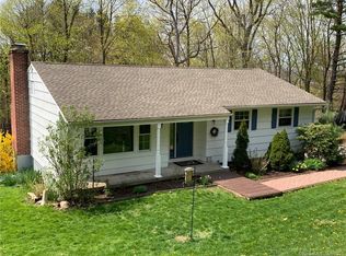 6 Fordyce Ct, New Milford, CT 06776
