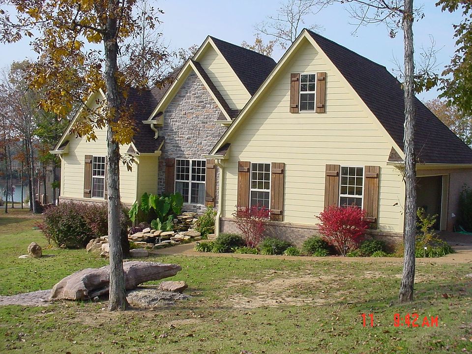 Front View of Home