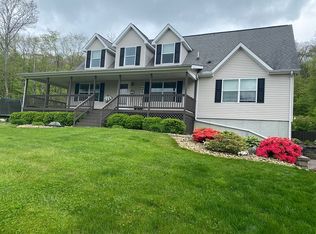 286 Stone Crest Dr, Berlin, PA 15530
