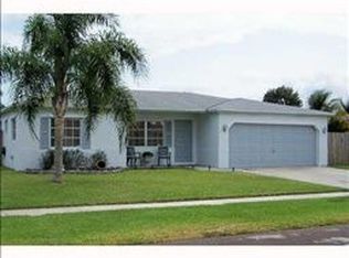 10880 Stacey Ln, Boca Raton, FL 33428