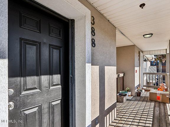 4th image of 388 1ST Street S
