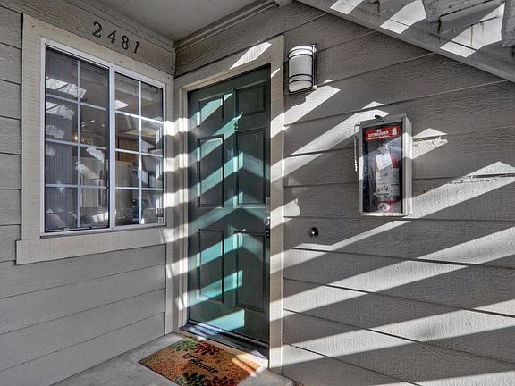 2nd image of 2481 Jubilee Ln