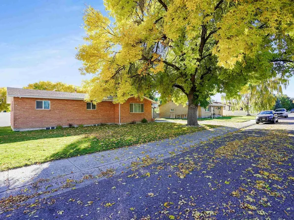 2311 Burton Ave, Burley, ID 83318