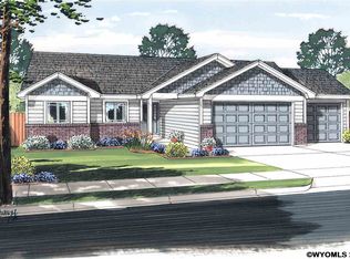 957 Eagle Dr, Douglas, WY 82633