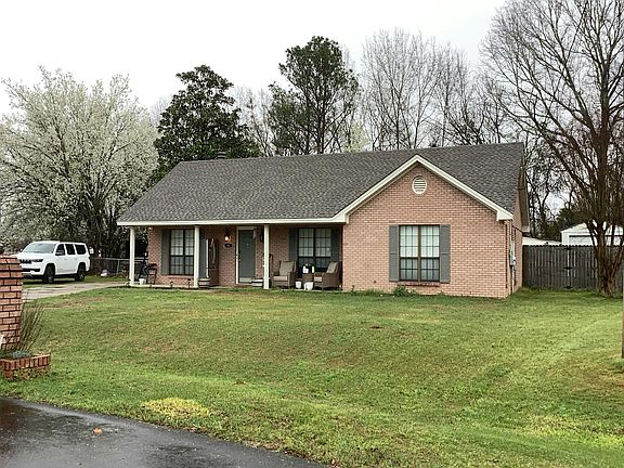 2nd image of 55 Pecan Cir