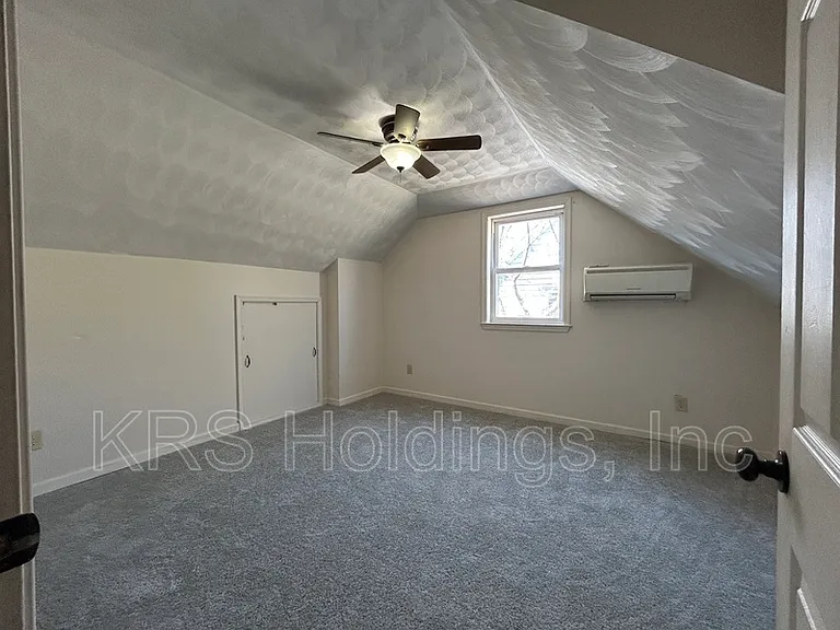 409 E Lorengo Ave — Photo 20