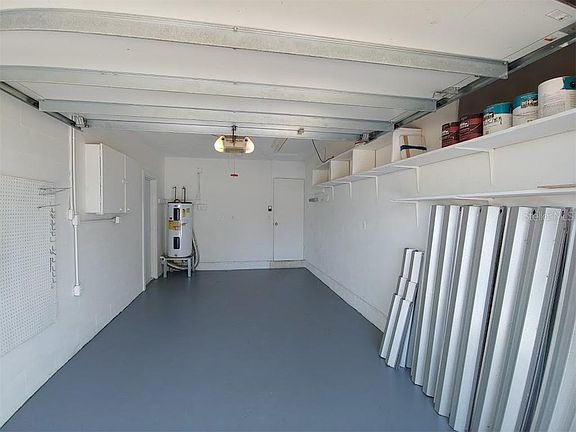 3rd image of 1806 Bayou Grande Blvd NE