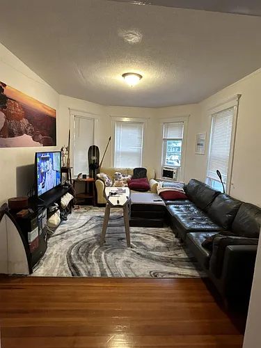 76 Conwell Ave Photo 1