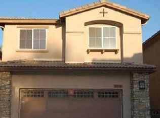 8534 Thunderbird Dr, North Hills, CA 91343