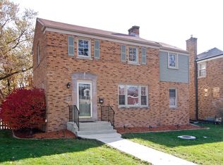 2301 S 6th Ave, Riverside, IL 60546