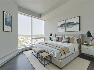 10360 102nd St NW #2613, Edmonton, AB T5J0K6