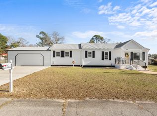 124 Pierce Ave, Swainsboro, GA 30401