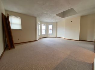52 Gainsborough St APT 3, Boston, MA 02115