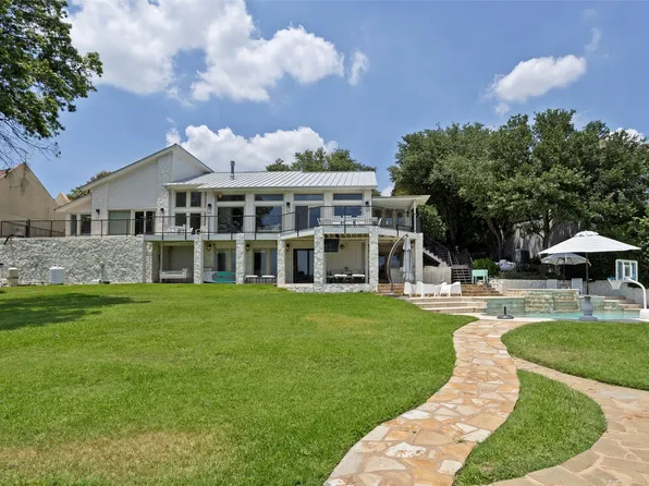 8940 Crest Wood Dr, Fort Worth, TX 76179