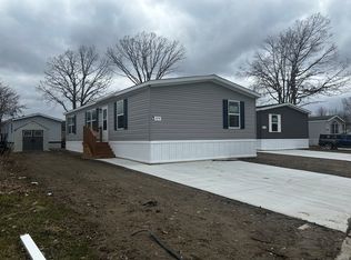 5279 Americana, Casco, MI